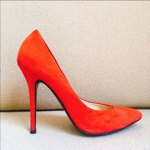 💯AUTH GIUSEPPE ZANOTTI POPPY RED SUEDE PUMPS 7 37